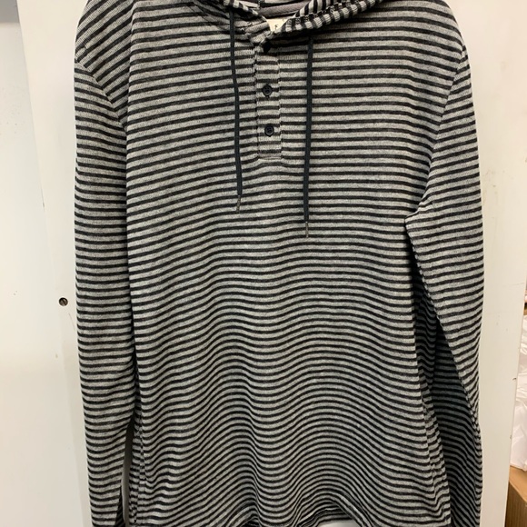 Ezekiel hoodie xl grey black stripes 3 buttons - Picture 3 of 6